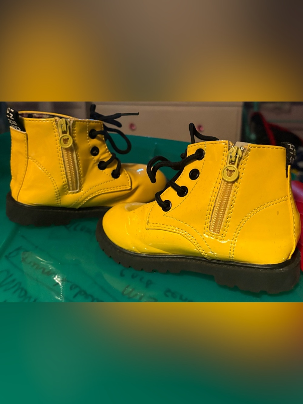 Toddler girl size 8.5 c or EU 25 Briggt Yellow Lace and ZipUp Glossy Ankle Boots